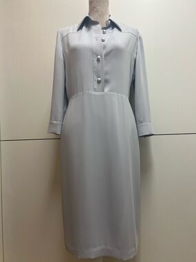 Tailored Light Gray Midi Shirt Dress with Button Placket
